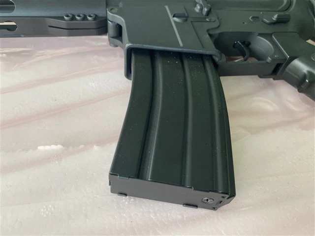 M 4, M1 4 - revista